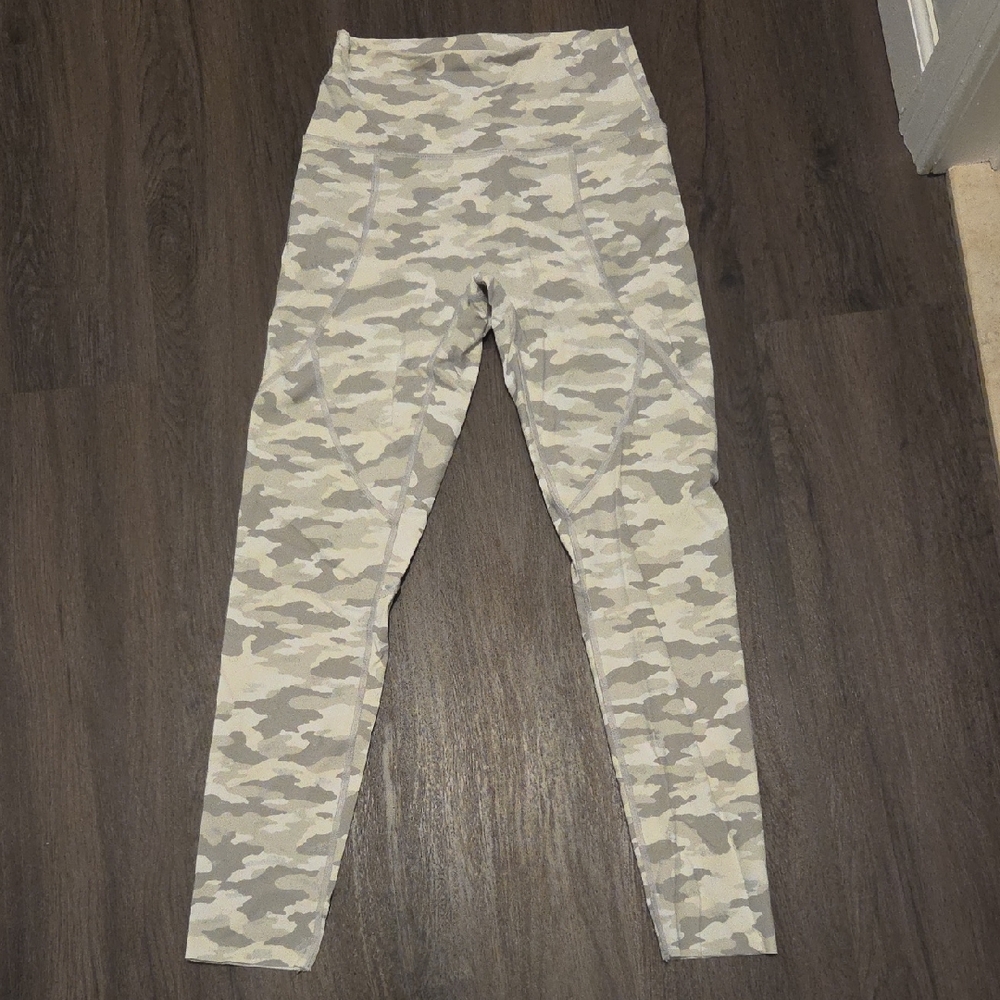 Aerie Gray and Cream Camouflage Leggings